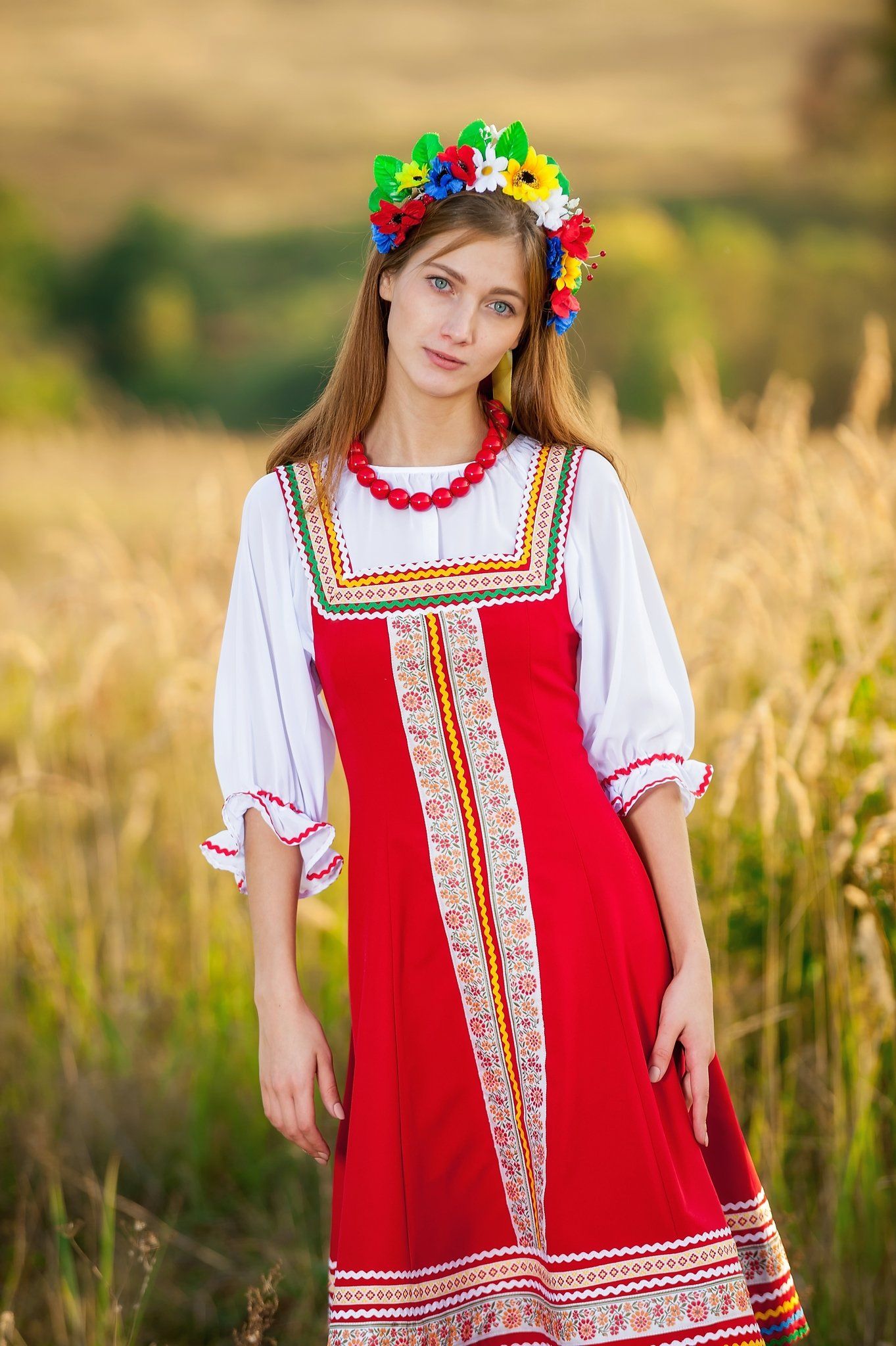 Women in Slavic costumes in Recife — step in, relax, and chat live