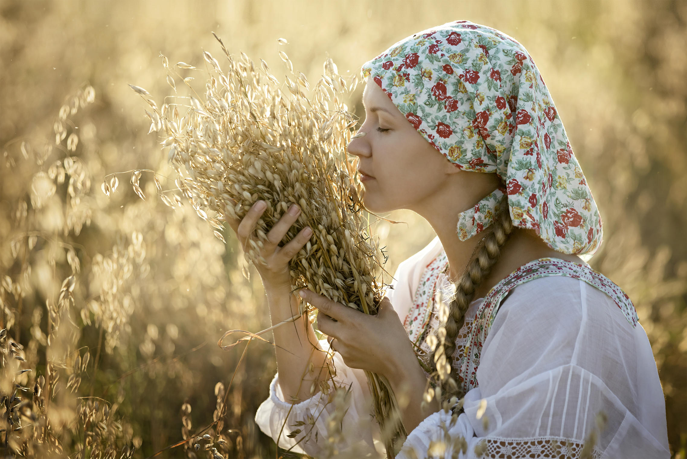 Photo Women in Slavic costumes in Recife