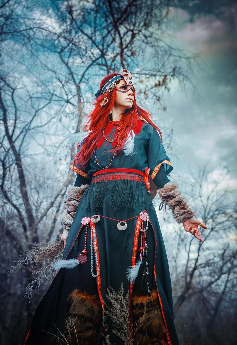 Take a pause and enjoy Girls in Slavic costumes — streaming from Recife